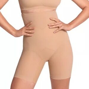 Honeylove Superpower Short V6 Sand Medium New With Tags